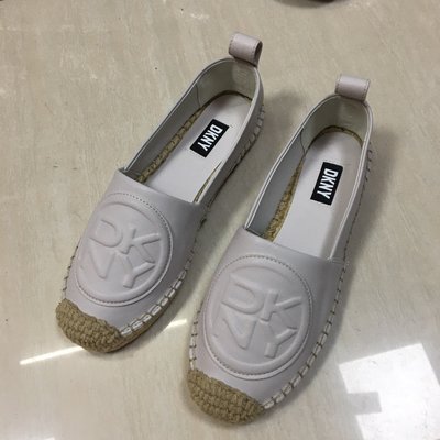 【熱賣精選】DKNY平底麻邊女單鞋真皮壓花舒適女鞋