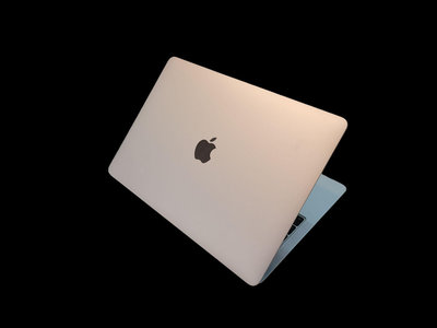 MacBook Pro 13吋/I5 1.4GHz/8GB/256G/生產年期:2020*只要13800元(B0518)