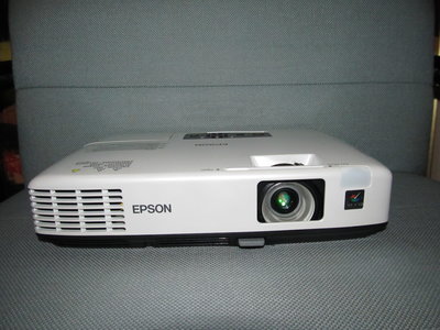 EPSON EB-1720 單槍投影機