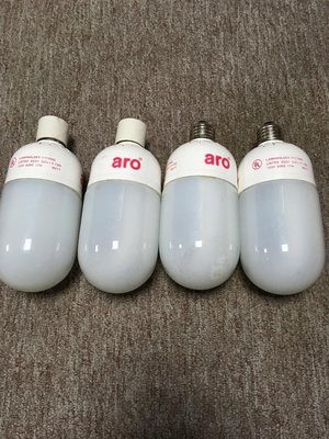 ARO鴕鳥蛋型省電燈泡(17瓦燈泡色)共4顆