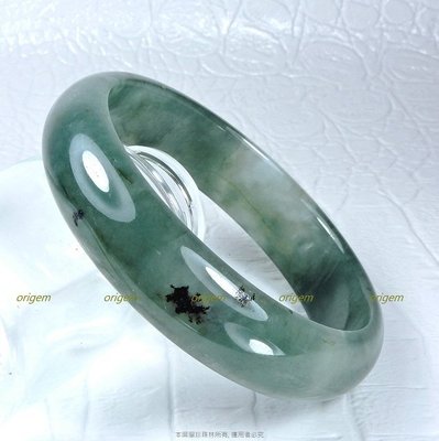 珍珠林~寬板經典圓玉鐲~A貨緬甸冰種翡翠(內徑61.5mm, 手圍20號半) #033