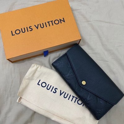 【二手】LVLouis Vuitton M61182 SARAH 黑色 壓紋 釦式長夾 發財包