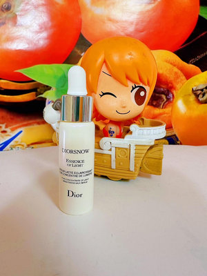 Dior 迪奧雪晶靈透亮光采精華乳 7ML ☆全新百貨公司專櫃貨旅行用單瓶 ☆阪神宅女☆