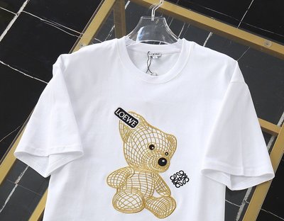 【熱賣精選】2022SS  LOEWE 春夏新款 短袖T恤 休閒不挑款 非常好看 兩色