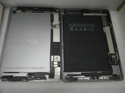 [快樂99]- iPad air / air2 兩台零件機 [面板缺失.其他請自行檢測]-99元起標(N179)