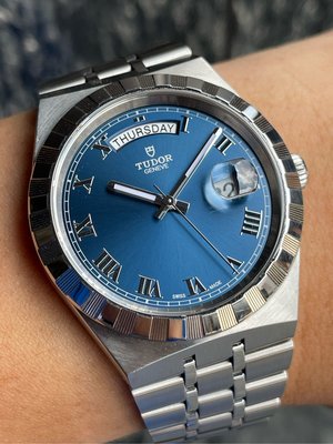樂時計 TUDOR 帝舵 ROYAL Day Date 28600 皇家系列 M28600  藍色錶面 二手極新品盒單全