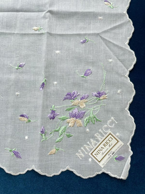 全新日本產，NINA RICCI刺繡花朵手帕