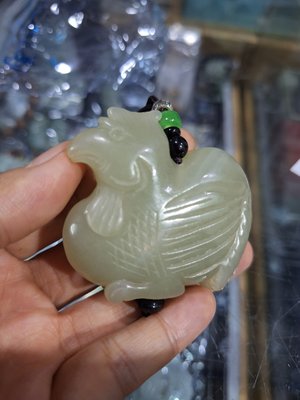 金欣古玩：天然和闐玉：生肖雞厚料件：起家雞玉石雕刻件玉墬把玩件拍賣／02145