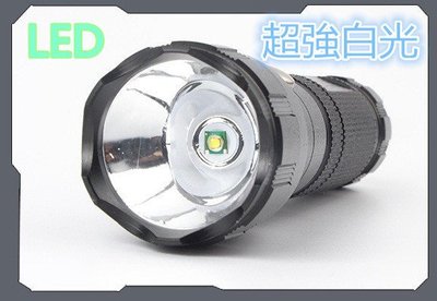 露營手電筒超強光LED燈+USB充電線+USB手機轉接器+充電電池三段模式外出攜帶方便自行車巡邏登山防身用品露營戶外用品