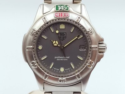 【發條盒子H6017】TAG HEUER 豪雅 灰面石英 日期顯示 不銹鋼鐵帶 經典男錶 999.213A