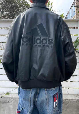 Adidas equipment vintage 皮衣夾克