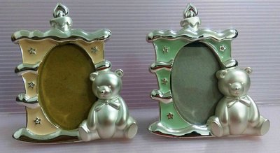 龍廬-自藏二手出清~金屬生日熊相框綠色&amp;粉色2色一起賣/熊造型相框/2個一起賣