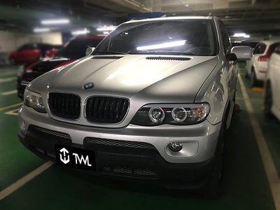 《※台灣之光※》全新 BMW X5 E53小改款04 05 06年美規專用光條上燈眉雙光圈雙魚眼黑底HID大燈組