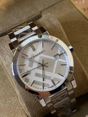 BURBERRY 立體格紋錶盤 銀色不鏽鋼材質 鋼帶 石英 男士手錶 BU9037腕錶