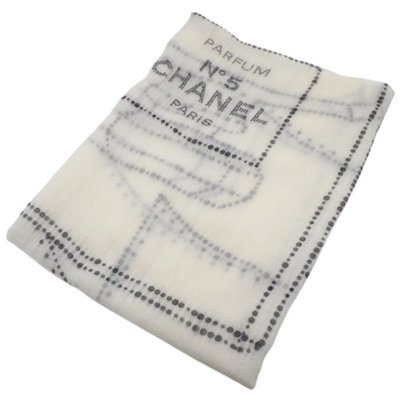 Chanel 圍巾，190 cm x 95 cm