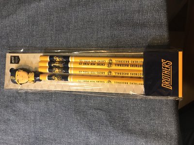 中信兄弟 彭政閔 手指造型筆套鉛筆組 2017會員限定隨機進場禮 全新品