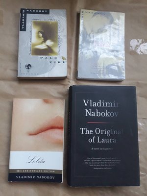 Vladimir Nabokov納博科夫-Lolita蘿莉塔+蘿拉的原型+蘿麗塔劇本書+幽冥的火(英文版，4本合售)