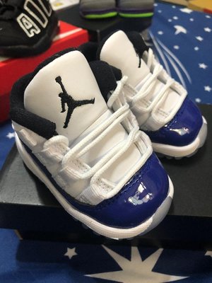 現貨 白藍 全新 JORDAN 11 RETRO LOW 小童 喬丹11代 籃球鞋 2C Baby 喬丹 嬰兒鞋