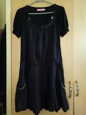 設計師專櫃品牌ROBYN HUNG洪英妮黑色針織異材質拼接珠繡連身洋裝( M )實穿顯瘦款