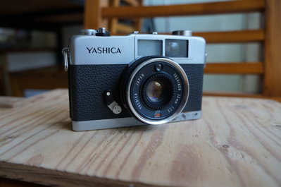YASHICA 35-ME 底片相機  日本製