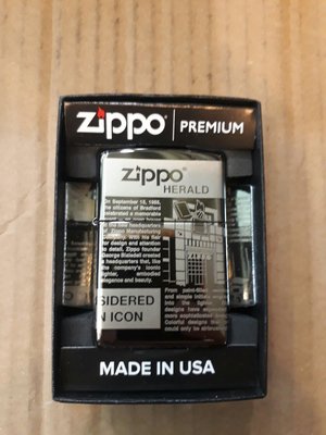 《潮流本舖》正品ZIPPO HERALD 報導列印 燃油打火機 煤油打火機