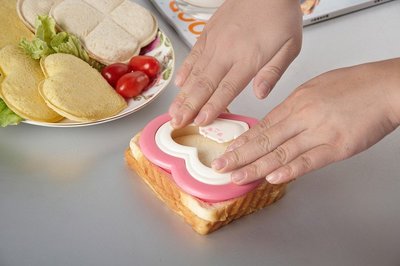 Amy烘焙網:日本三明治壓模 飯糰模具/兒童食物心形造型/創意廚房用品 /米飯壽司/便當模具