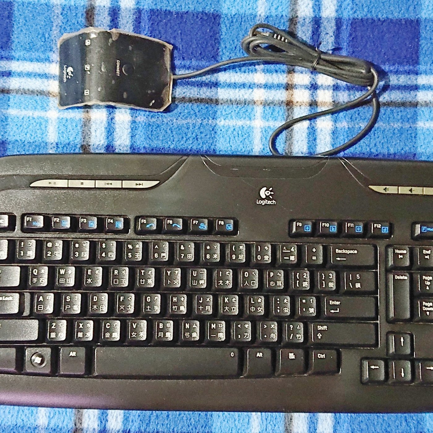 Logitech Y Raz71 Sk 77 Usb 多媒體防水無線鍵盤滑鼠組 Yahoo奇摩拍賣