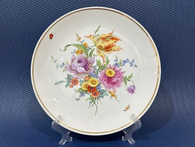 【湛瓷Meissen】德國麥森Meissen 手繪花卉系列花束與昆蟲裝飾盤