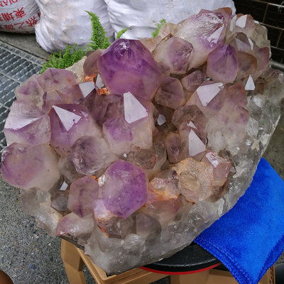 [友克鑫礦業]約重17.92公斤 剛果 紫水晶簇