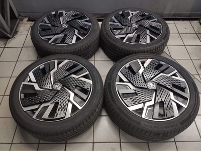 Skoda Kodiaq RS 20吋原廠鋁圈 2022新車落地鋁圈