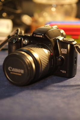 Canon EOS 500 含鏡頭 日期背蓋版本 新手入門底片相機