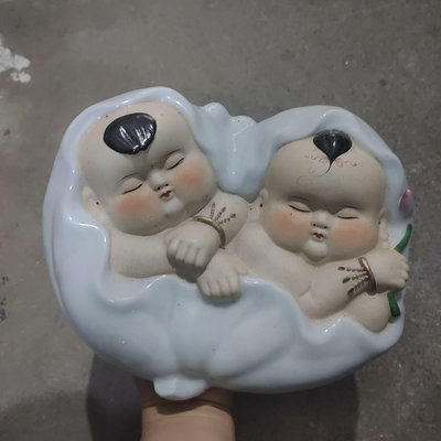 【二手】567景德鎮雕塑瓷廠雙胞胎陶瓷娃娃 古董 瓷器 收藏 【華品天下】-107