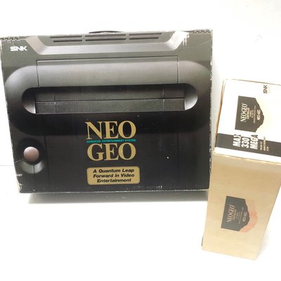 SNK NEOGEO AES 大型電玩主機、街機平台 ，搖桿*2 原裝日製收藏美品