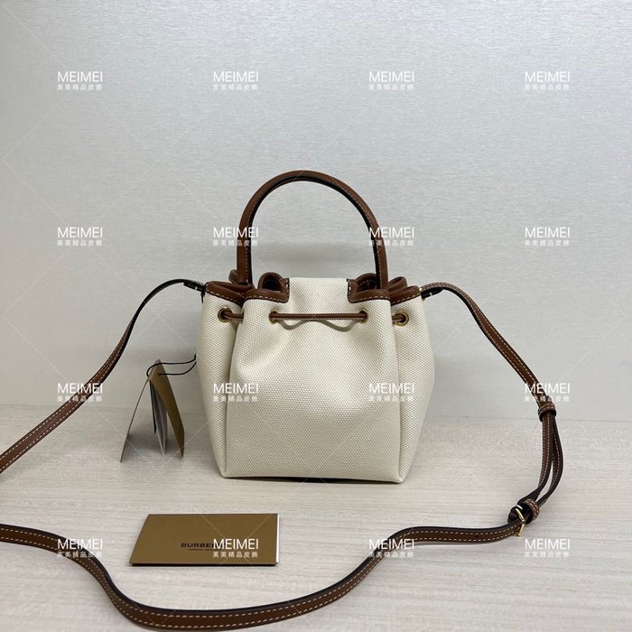 30年老現貨BURBERRY Monogram Motif Canvas and Leather Bucket Bag 水桶包手提斜背80524591  | Yahoo奇摩拍賣