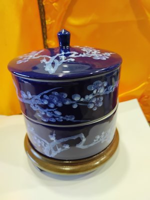 中華陶瓷 寶藍地花卉多層小碗組 附原底座