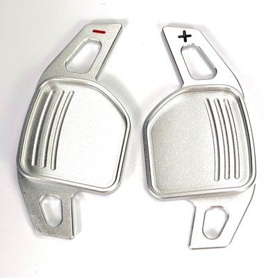 一組 短版方向盤換檔撥片 鋁合金 銀色 無損安裝 for Audi 2011 A1 A3 A4 A5 汽車方向盤裝飾