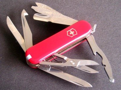 瑞士製造 維氏VICTORINOX 迷你冠軍16用瑞士刀(0.6385)