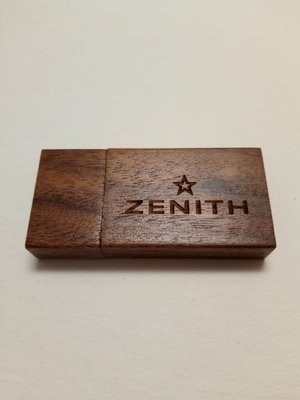 全新正品Zenith木質隨身碟收藏 4G磁吸蓋