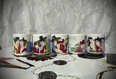 韓國製 陶瓷春宮迷你燒酒杯 小茶杯  Korean Folkcraft 5 sechon ceramic wine or saki cups