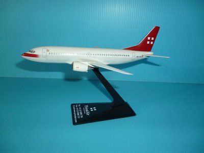 珍上飛模型飛機：B737-300(1:200) 瑞士航空(編號:B737317)