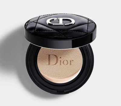 天使熊雜貨小舖~Dior超完美水潤光氣墊粉餅 (1N-白皙中性調膚色) 全新現貨