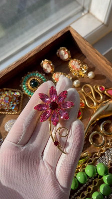 早期vintage萊茵石花朵胸針，美國古董粉色只花胸針，成色