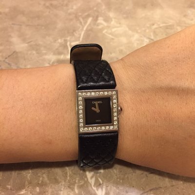Chanel 香奈兒 黑色菱格紋鑽錶