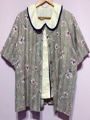NANA 日本古著 100%棉質 紫色飄花 口袋 圓領短袖 襯衫 罩衫 日式茶灰色