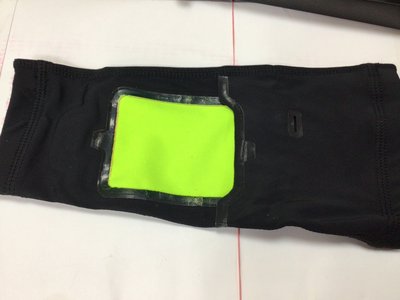 【n0900台灣健立最便宜】2023 NIKE臂套(前臂)NRS47001上面塑膠片已壞掉只能當袖套使用 原價$ 98
