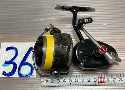 采潔 日本二手外匯釣具 左手專用古董級法國製捲線器 二手釣具 釣竿 富士輪 前打輪 牛車輪 編號Q36