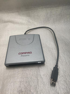 【電腦零件補給站】Compaq Presario USB 1.44MB Floppy 外接式軟碟機