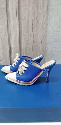 運動高跟鞋寶藍設計款。23.5cm 女鞋類converse 。漆皮。牛津歐美樂福經典款 二手鞋 明顯使用痕跡