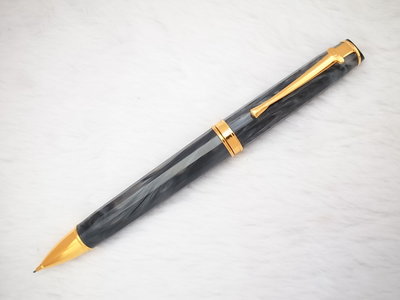 A580 卡達 瑞士製 大型多角面 灰雲色 高級自動鉛筆0.7mm(具重量)(9.5成新)(旋轉式)