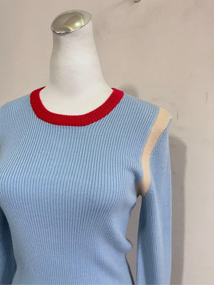 楹。服飾@Robyn羅賓洪英妮秋冬新品-圓領撞色質感造型針織毛衣M